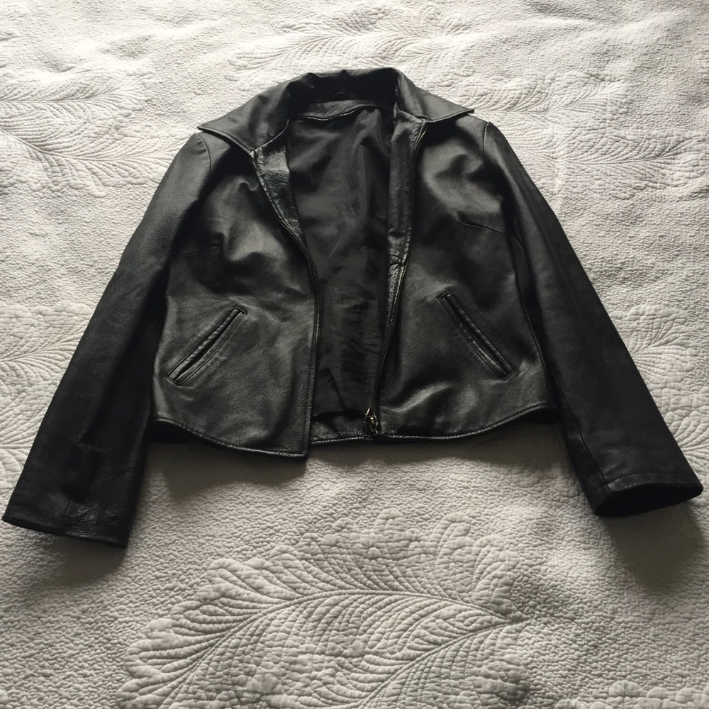 Wilda Cute Black Leather Jacket Size Small